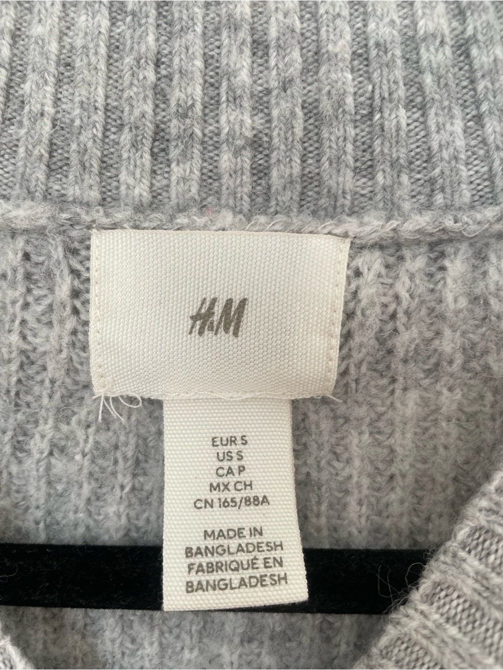 LAST CHANCE‼️ H&M Women's Ribbed Crewneck Sweater - Heather Gray - Picture 2 of 4